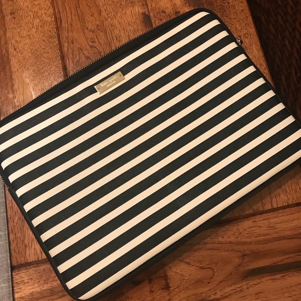 Kate Spade zipper laptop sleeve